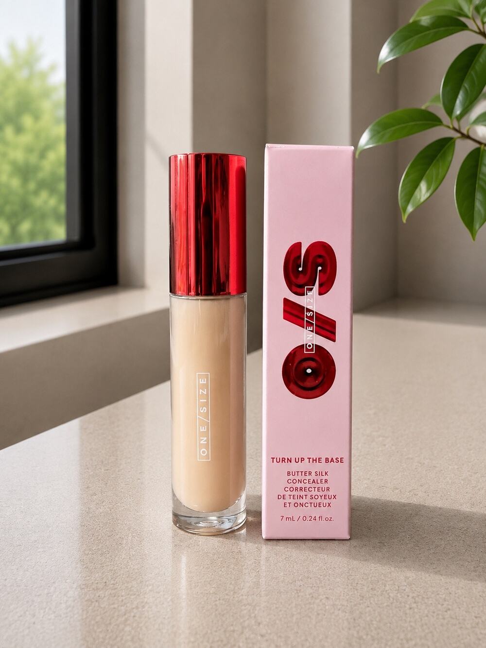 $28 ONE/SIZE Turn Up The Base Butter Silk Concealer Light 3 (N) New